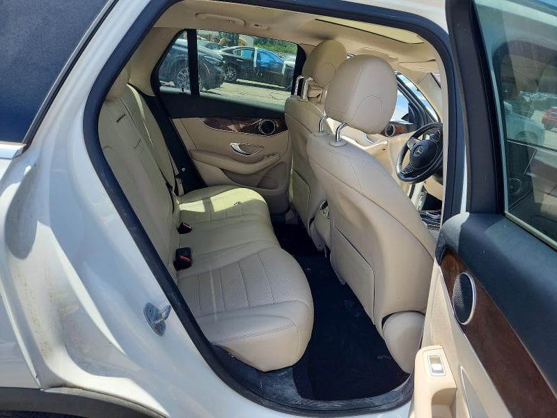 2017 MERCEDES-BENZ GLC 300 300 11