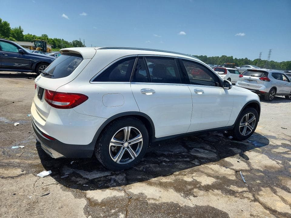 2017 MERCEDES-BENZ GLC 300 300 3