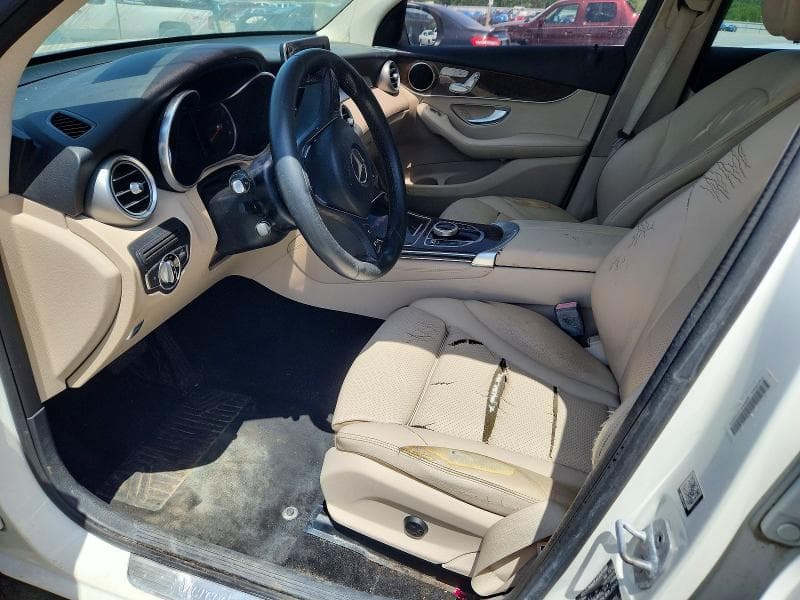 2017 MERCEDES-BENZ GLC 300 300 7