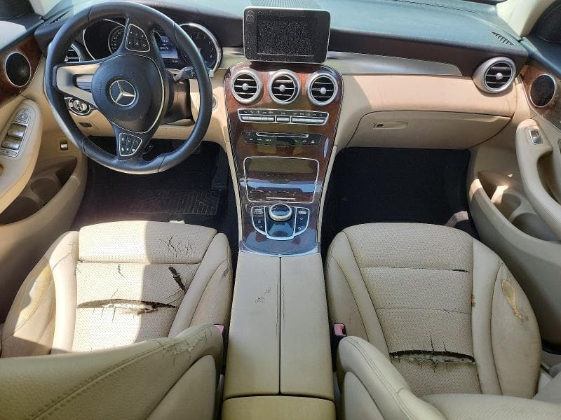 2017 MERCEDES-BENZ GLC 300 300 8