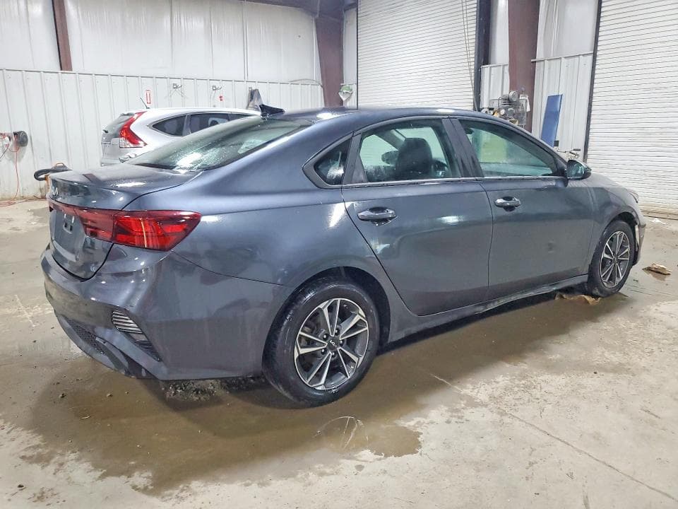 2023 KIA FORTE LXS 3
