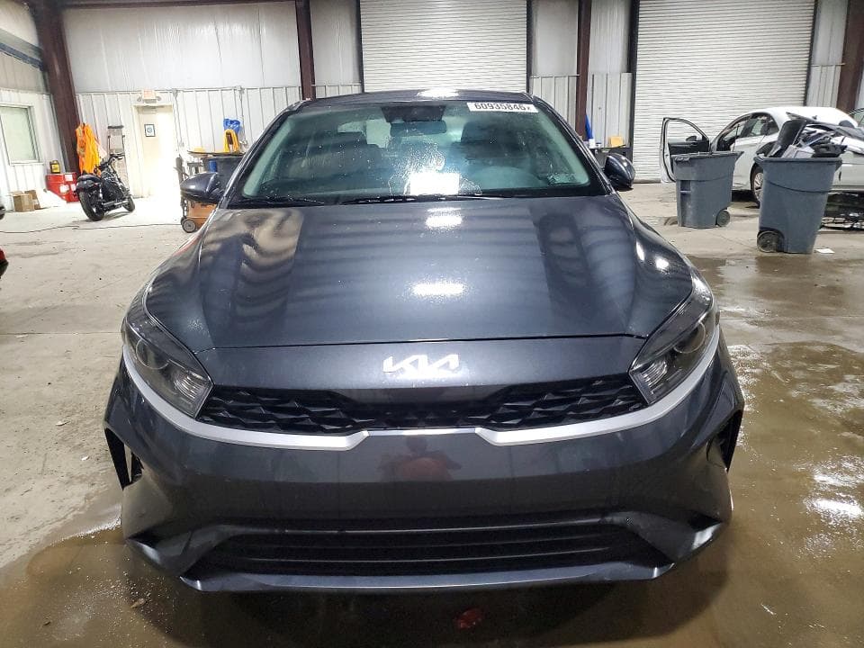 2023 KIA FORTE LXS 5