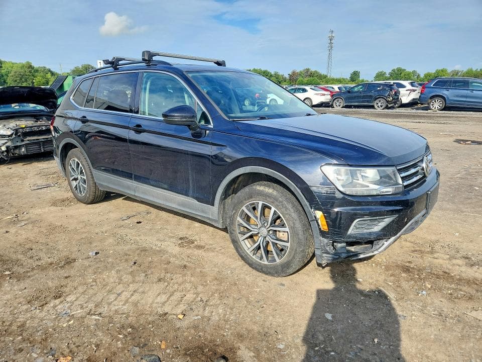 2019 VOLKSWAGEN TIGUAN SE 4