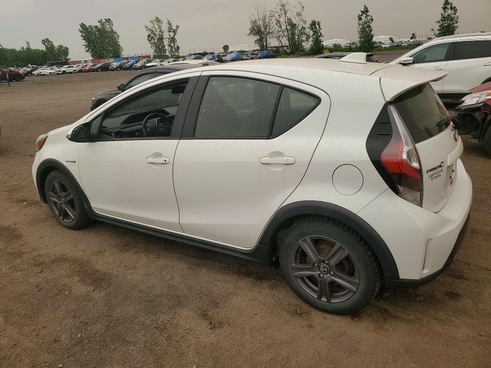 2018 TOYOTA PRIUS C ONE ONE 2