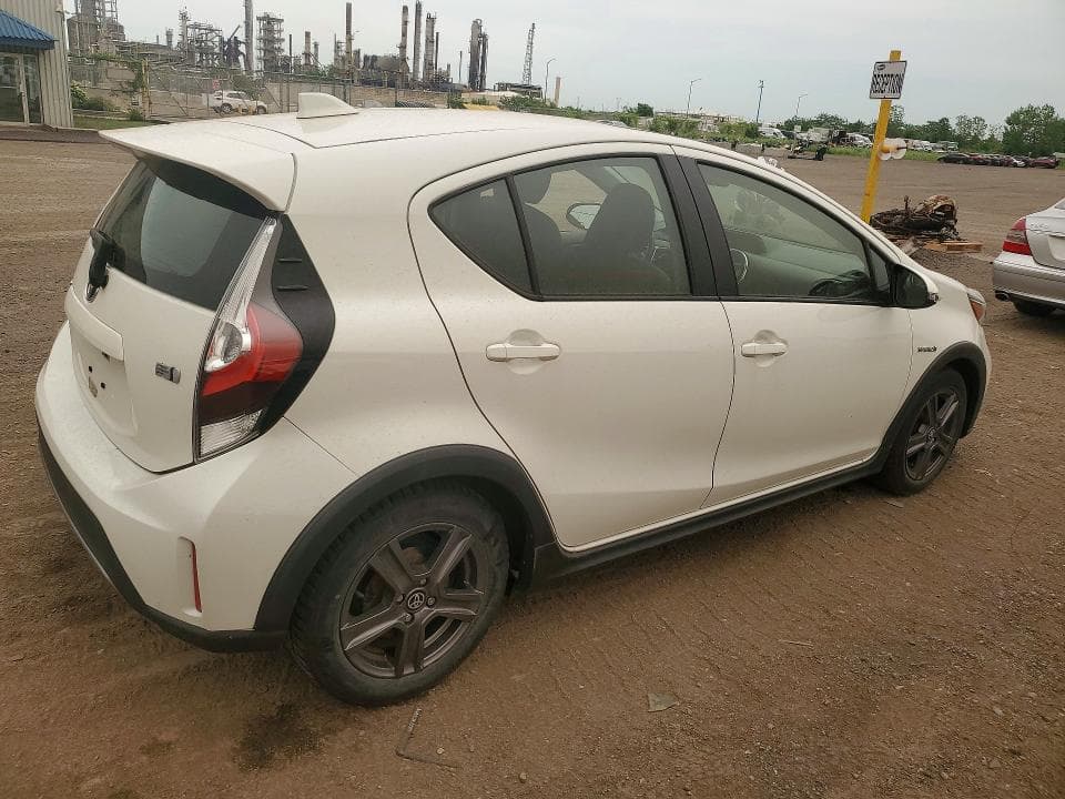 2018 TOYOTA PRIUS C ONE ONE 3