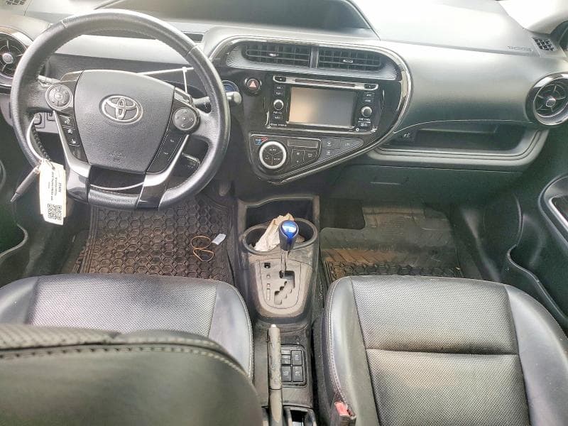 2018 TOYOTA PRIUS C ONE ONE 8