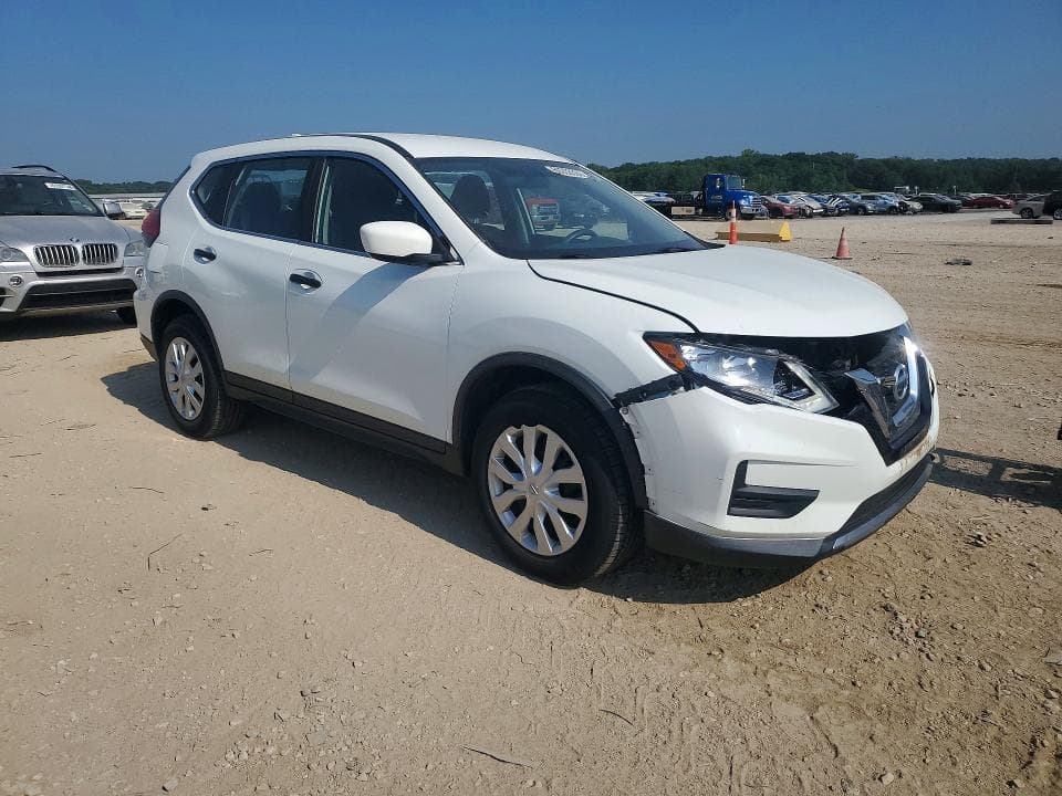 2017 NISSAN ROGUE S 4