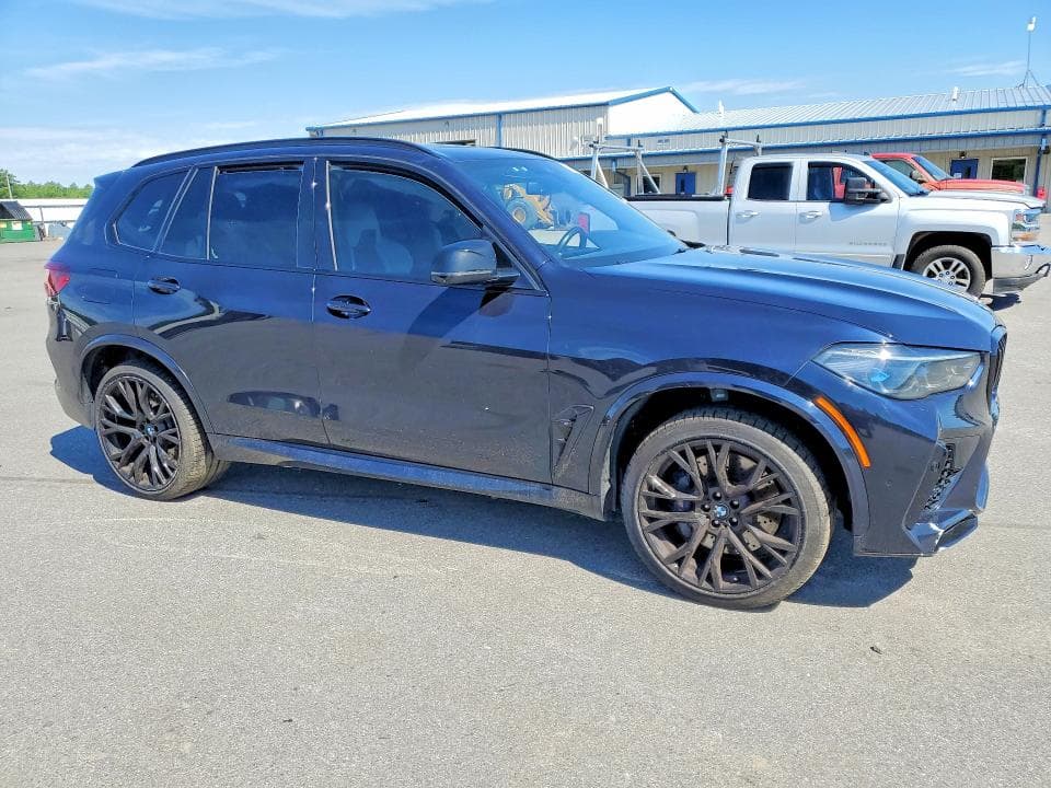 2022 BMW X5 M 4