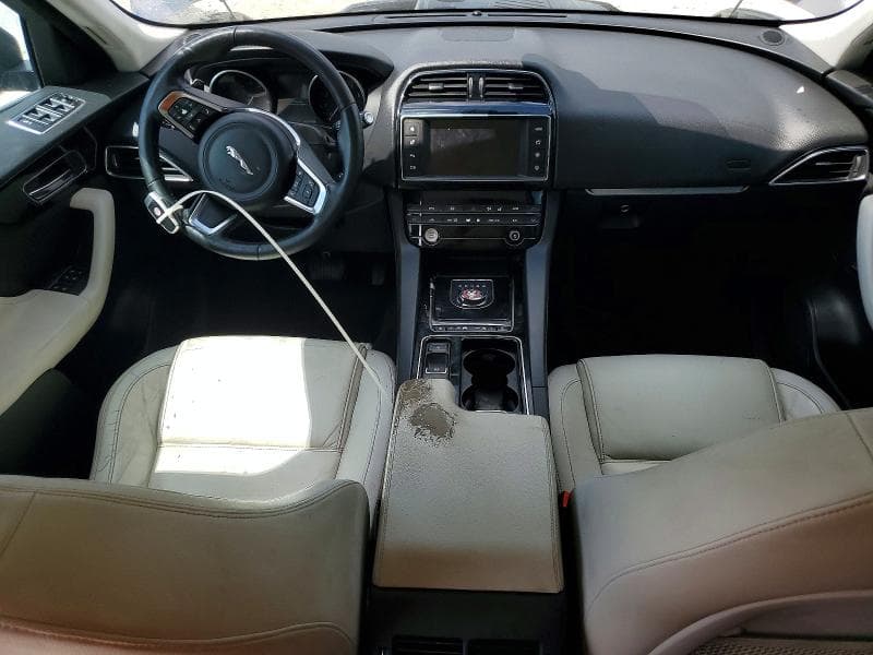 2018 JAGUAR F-PACE PRESTIGE PRESTIGE 8
