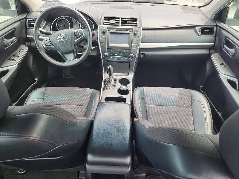 2017 TOYOTA CAMRY SE 8