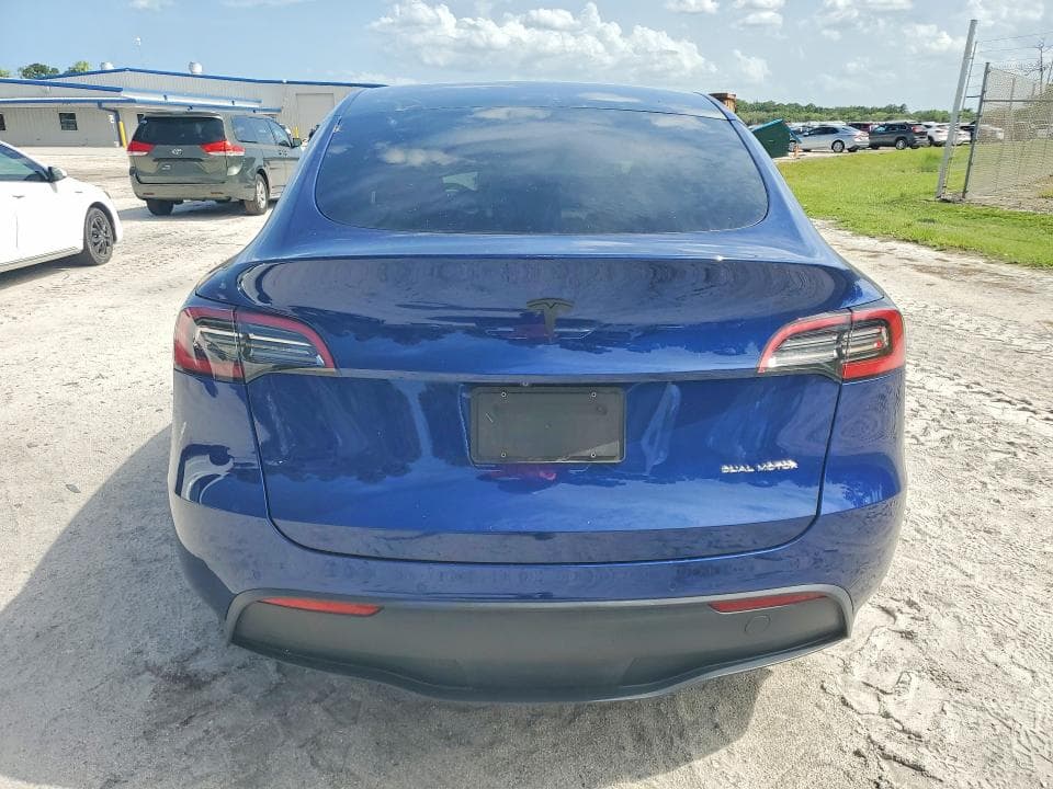 2021 TESLA MODEL Y 6