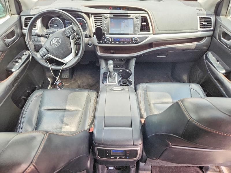 2017 TOYOTA HIGHLANDER XLE XLE 8