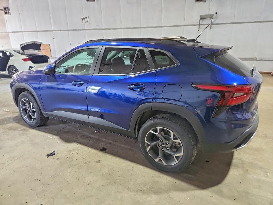 2024 CHEVROLET TRAX 1LT 2