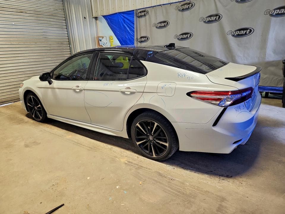 2020 TOYOTA CAMRY XSE 2