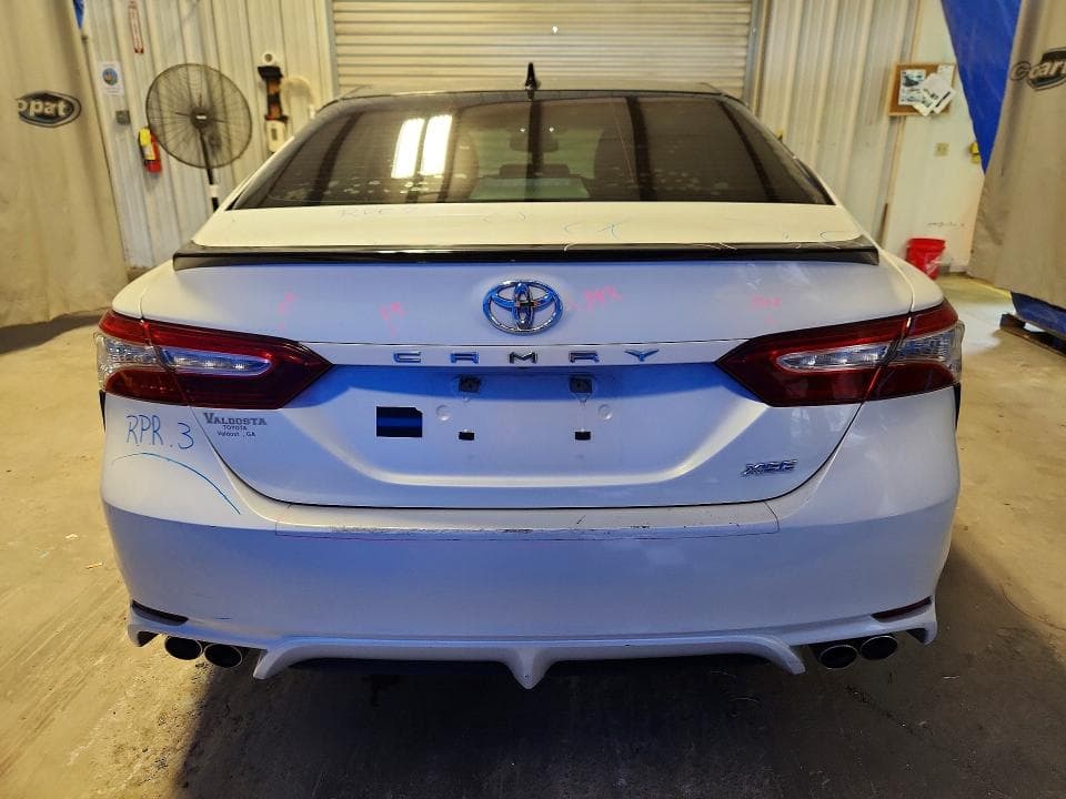 2020 TOYOTA CAMRY XSE 6