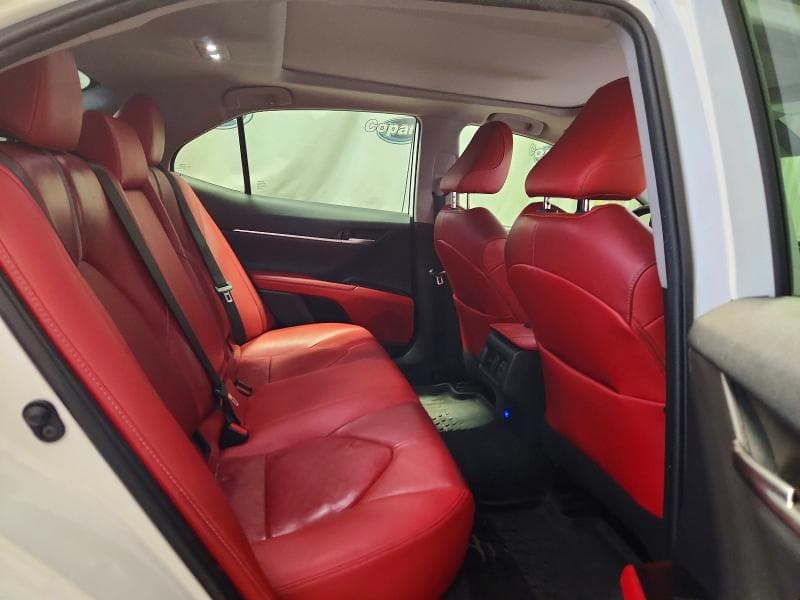 2020 TOYOTA CAMRY XSE 10
