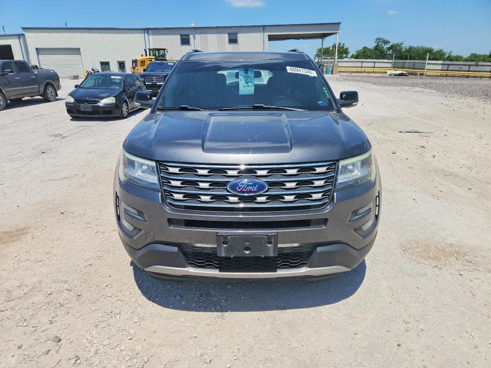 2017 FORD EXPLORER XLT 5