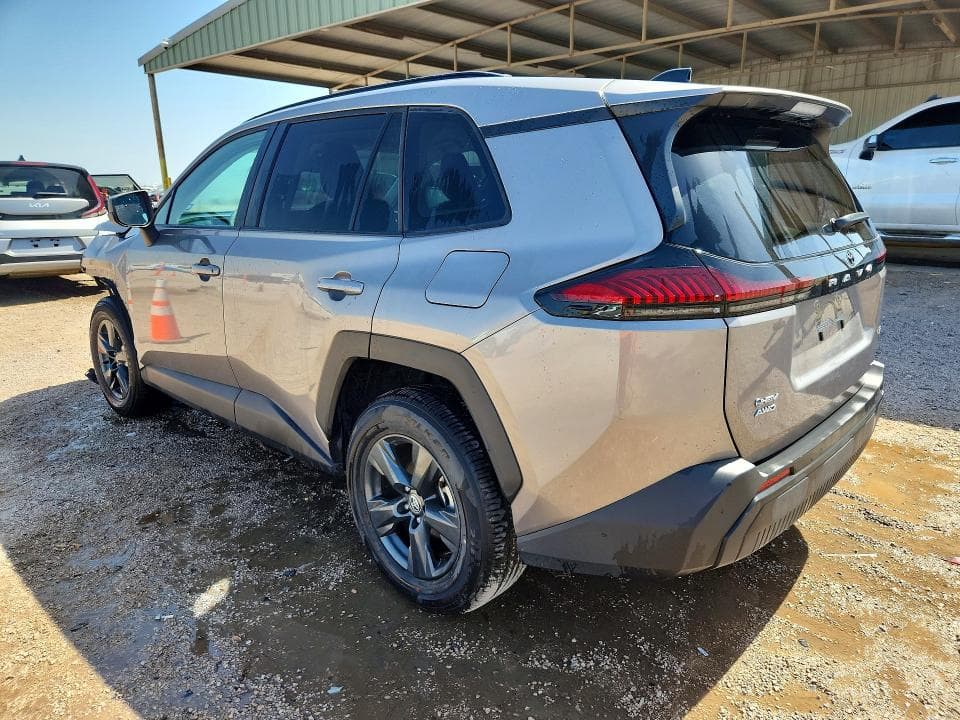 2026 TOYOTA RAV4 LE 2