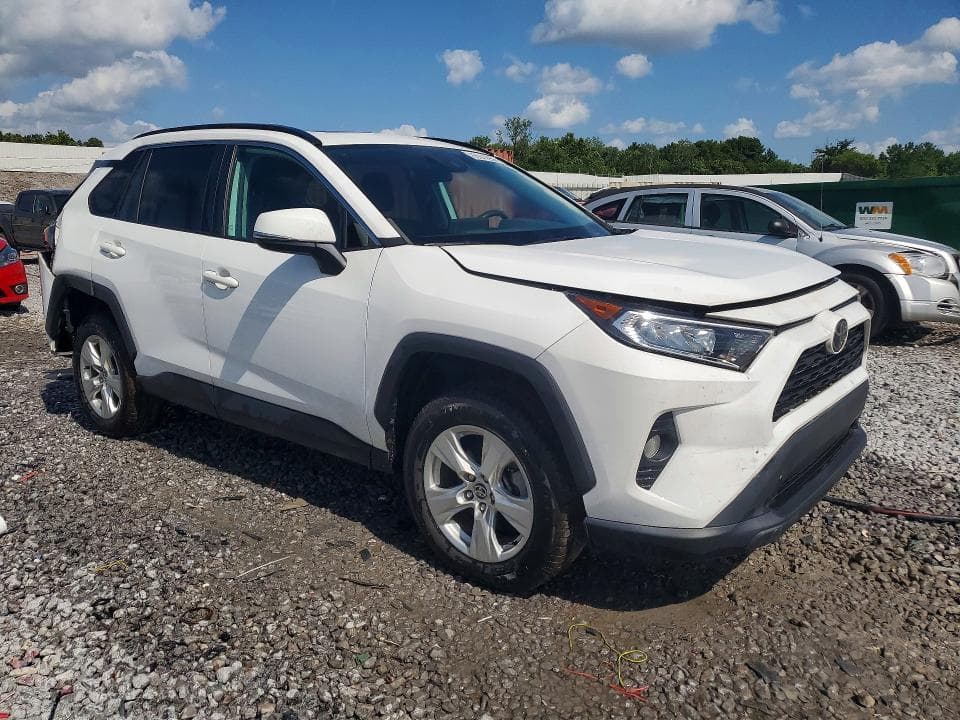 2021 TOYOTA RAV4 XLE 4