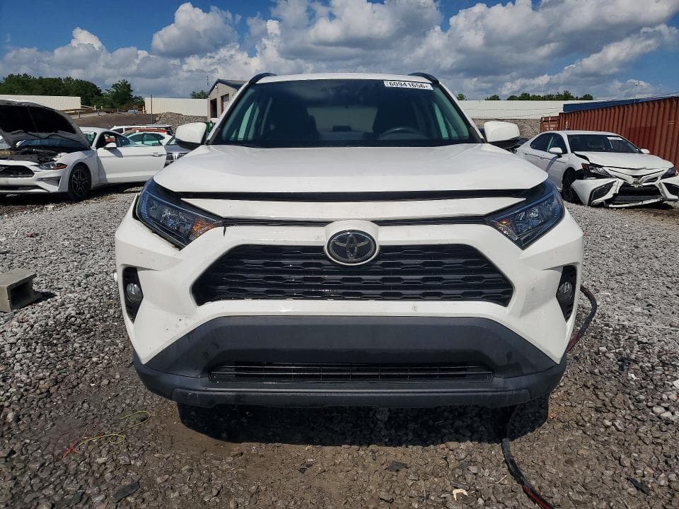2021 TOYOTA RAV4 XLE 5