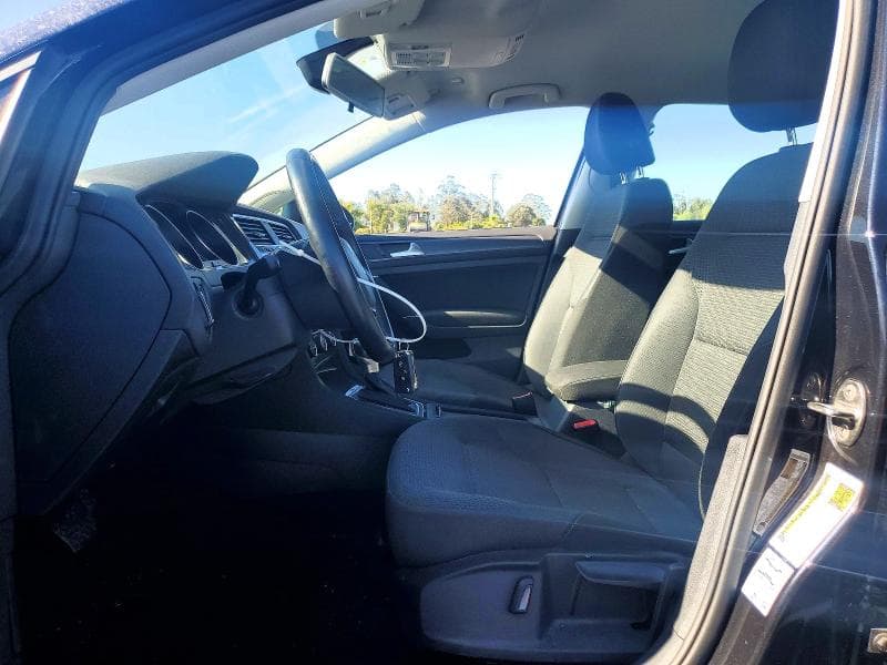 2019 VOLKSWAGEN E-GOLF SE 7