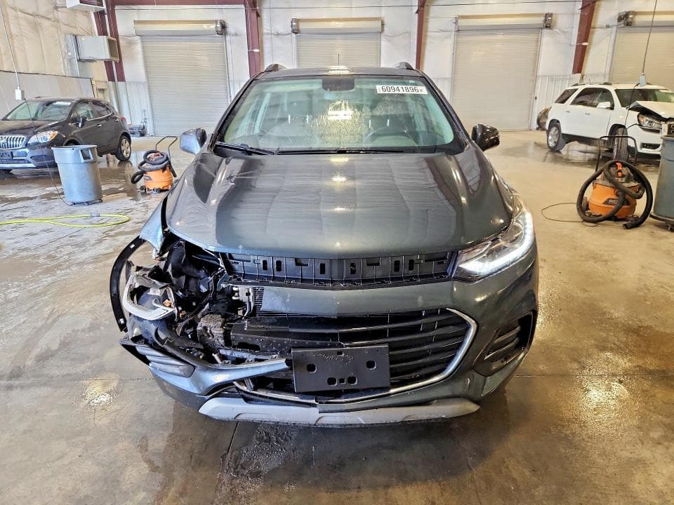 2021 CHEVROLET TRAX 1LT 5