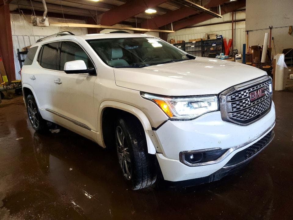 2017 GMC ACADIA DENALI 4