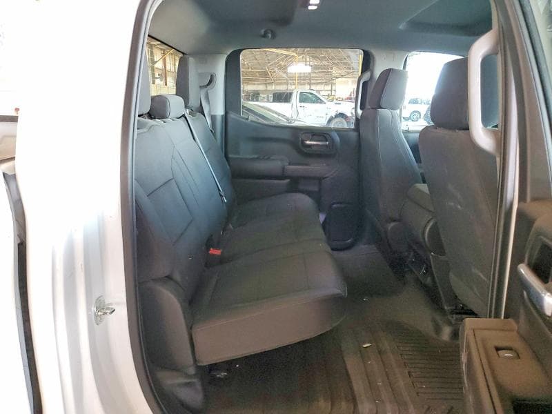 2023 CHEVROLET SILVERADO C1500 11