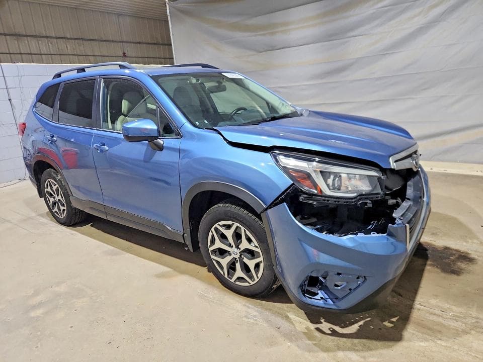 2019 SUBARU FORESTER PREMIUM PREMIUM 4