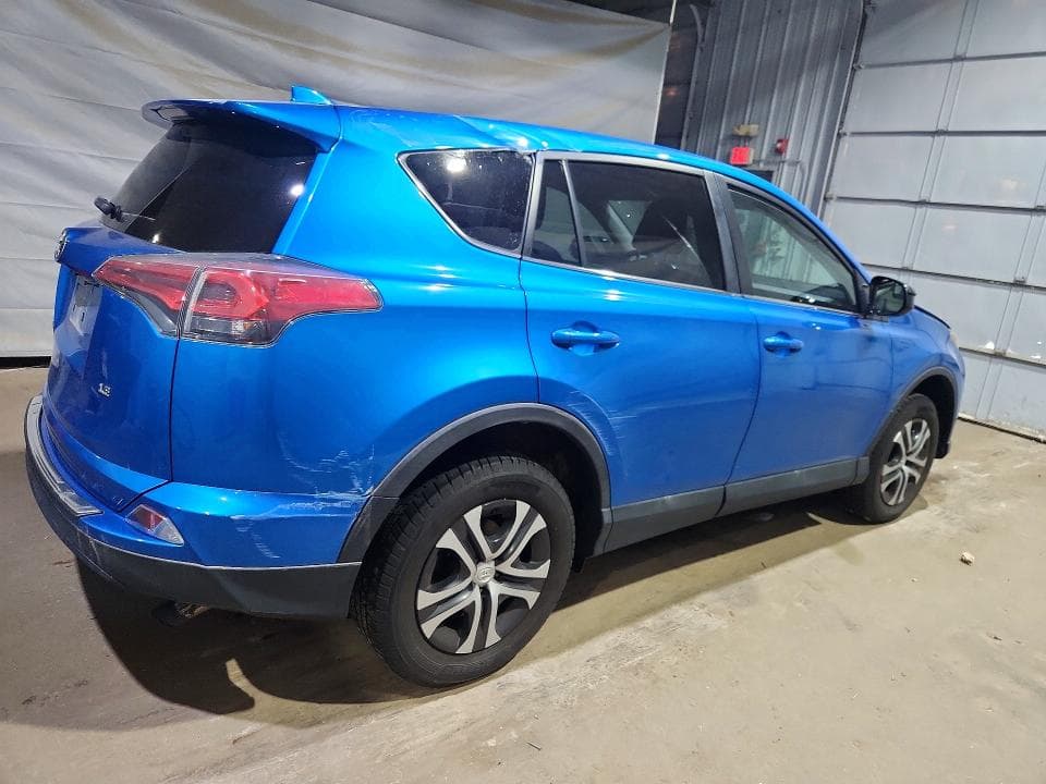 2018 TOYOTA RAV4 LE 3