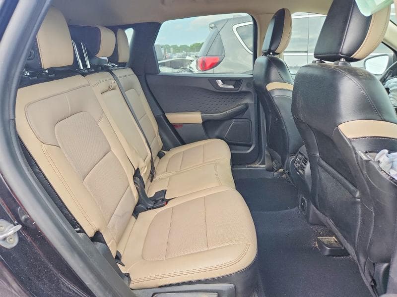 2020 FORD ESCAPE TITANIUM 11