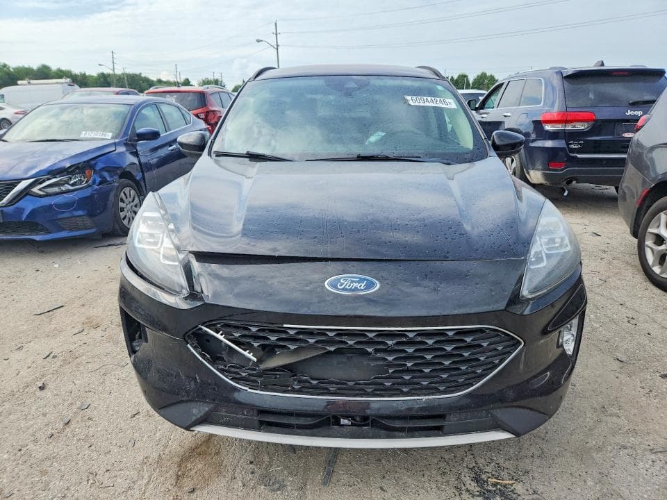 2020 FORD ESCAPE TITANIUM 5