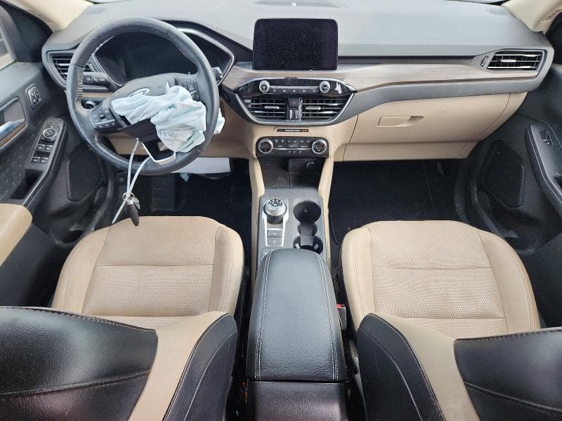 2020 FORD ESCAPE TITANIUM 8