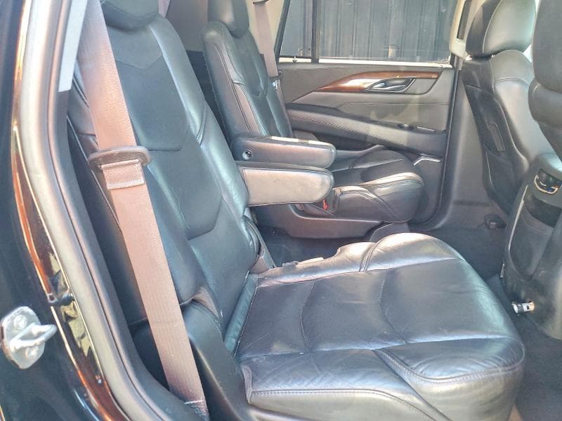 2017 CADILLAC ESCALADE LUXURY 10