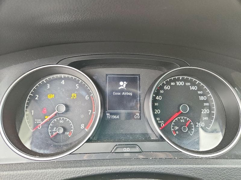 2018 VOLKSWAGEN GOLF S 9
