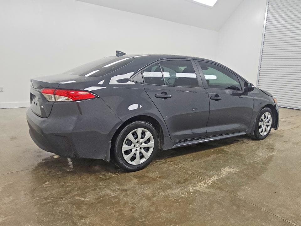 2024 TOYOTA COROLLA LE 3
