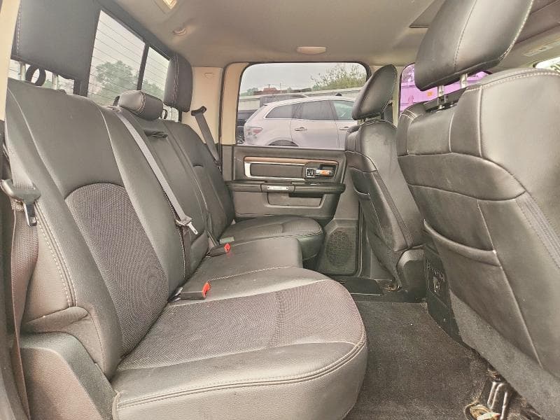 2016 RAM 1500 LARAMIE 10