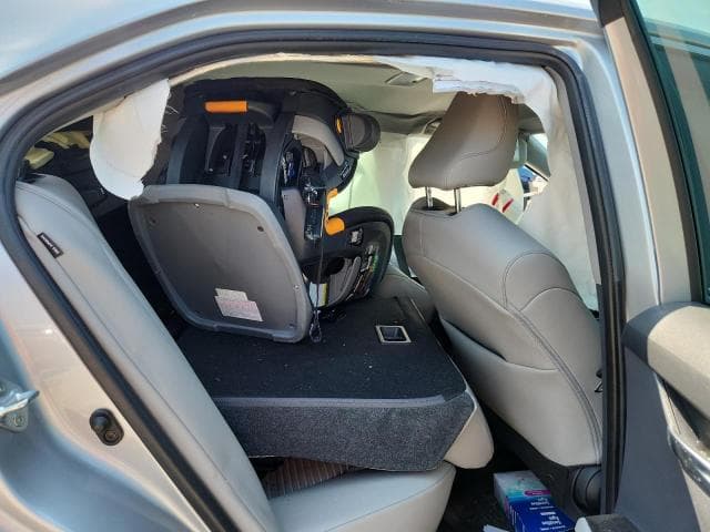 2023 TOYOTA CAMRY SE SE 10