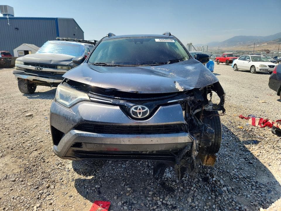 2017 TOYOTA RAV4 LE 5