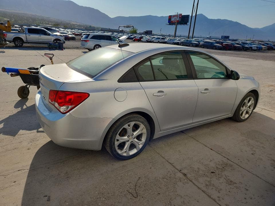 2016 CHEVROLET CRUZE LIMITED LS LS 3