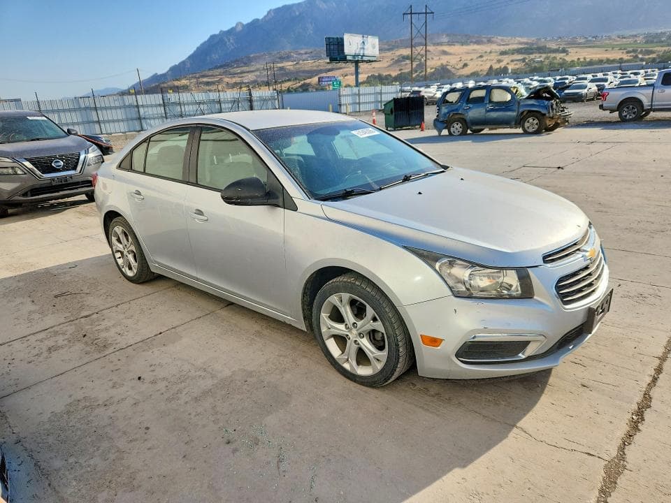 2016 CHEVROLET CRUZE LIMITED LS LS 4