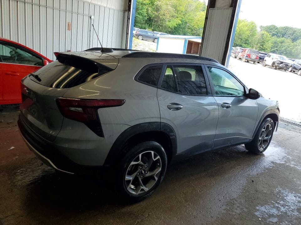 2025 CHEVROLET TRAX 1LT 3