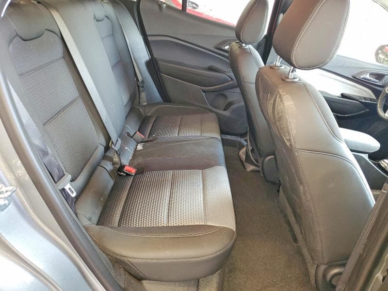 2025 CHEVROLET TRAX 1LT 10