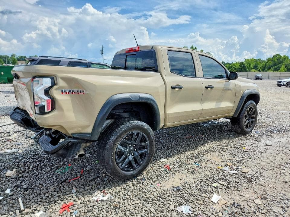 2024 CHEVROLET COLORADO TRAIL BOSS 3