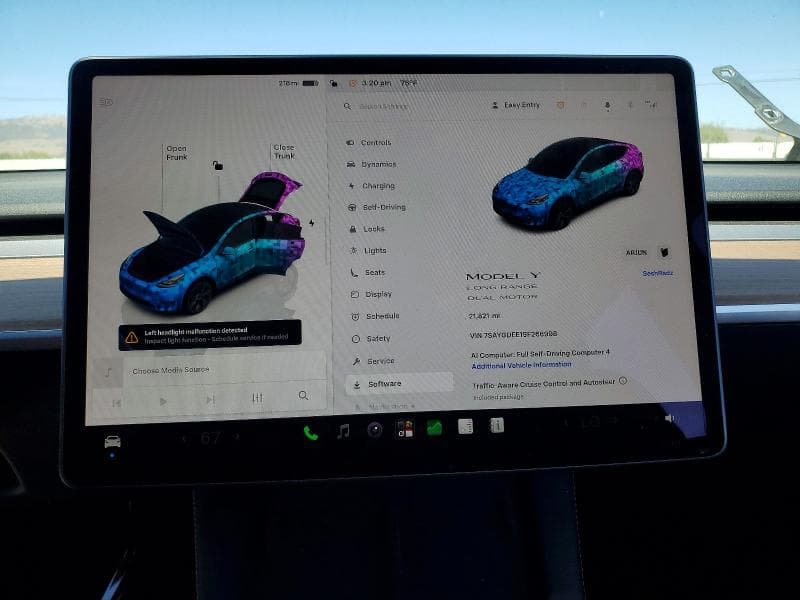 2025 TESLA MODEL Y 9
