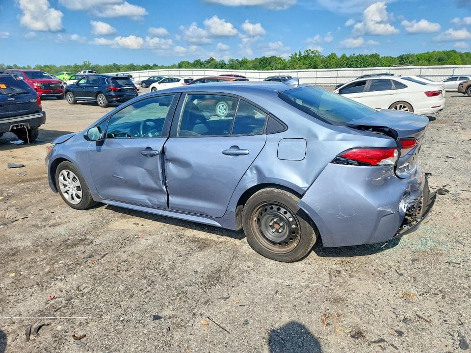 2022 TOYOTA COROLLA LE 2