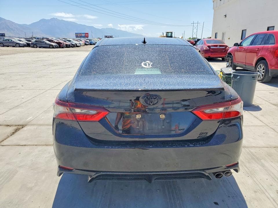 2022 TOYOTA CAMRY SE NIGHTSHADE 6