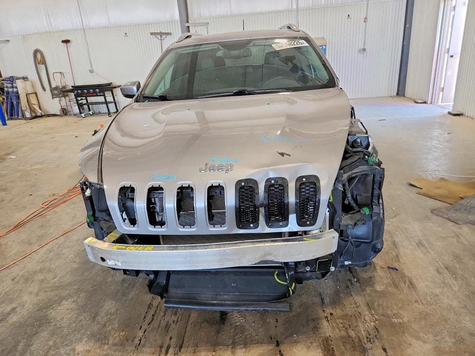 2018 JEEP CHEROKEE LIMITED 5