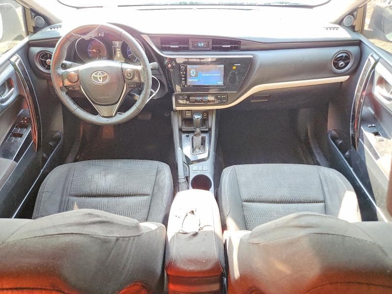 2017 TOYOTA COROLLA IM BASE 8