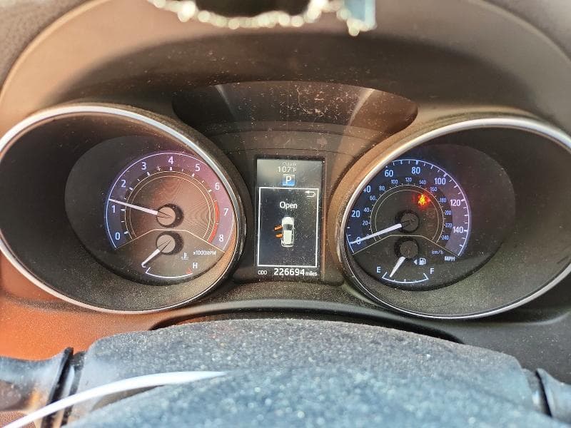 2017 TOYOTA COROLLA IM BASE 9